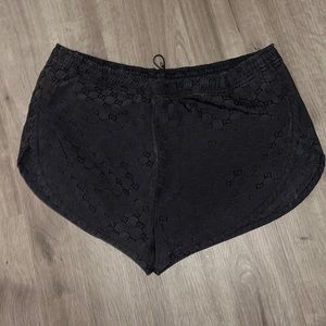 Gucci shorts 🖤